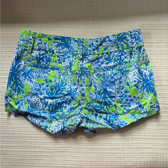 Lilly Pulitzer Walsh Shorts - Picture 3 of 3